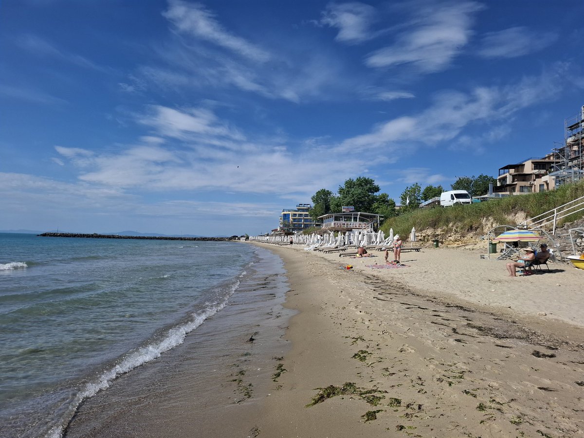 freakyblonde's tweet photo. Když máš chuť prodloužit si víkend a neutratit přitom majlant... 😘

#tip
#Bulharsko 🇧🇬

Sezóna právě začala ✈️ žádné davy turistů, moře už se zahřálo 🌊 sluníčko pálí 🌞

Je tady prostě nádherně 😊 https://t.co/OCkAGDSfXs