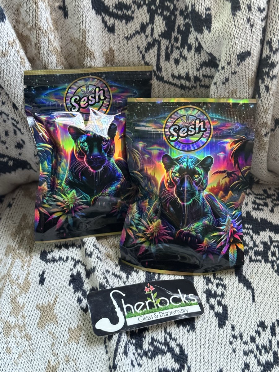 AZMEDREV's tweet photo. A new tease/review coming
@SherlocksGlass https://t.co/Oz8mpVraxT
