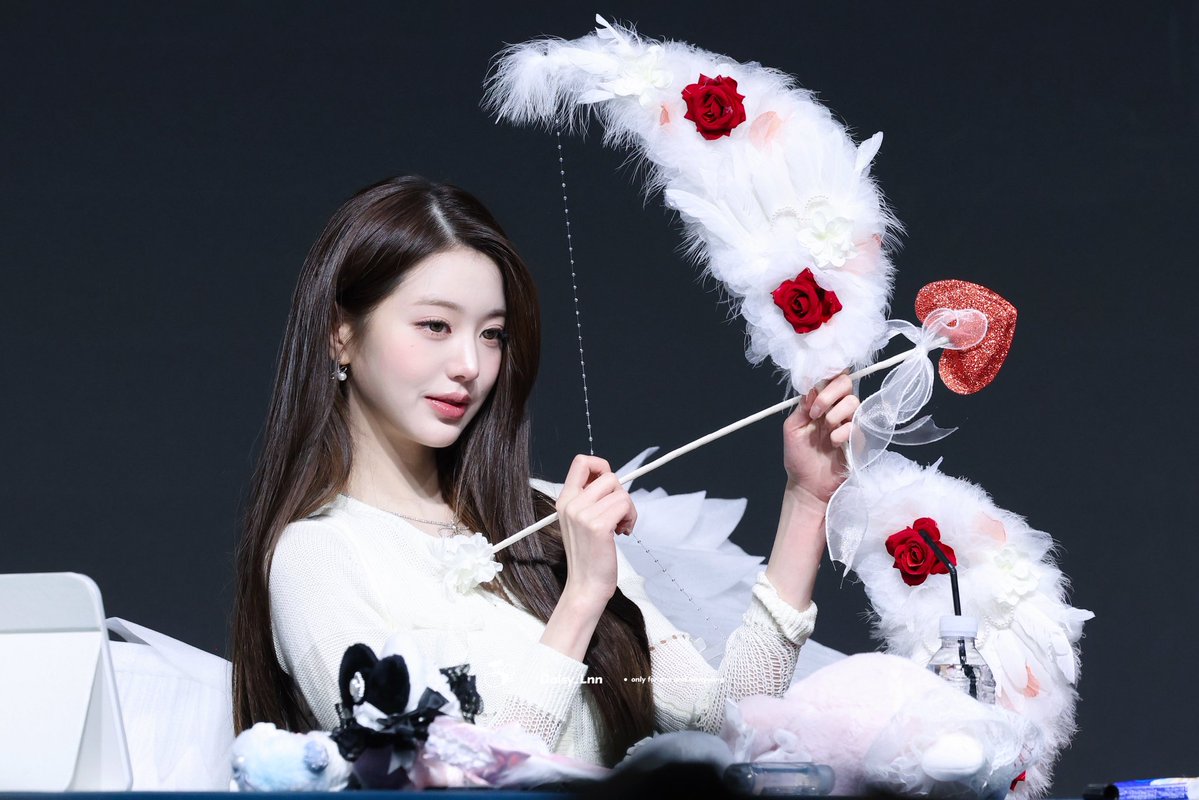 Daisy_Lnn's tweet photo. 26.05.31 

#아이브 #IVE #장원영 #JANGWONYOUNG #원영 #WONYOUNG #ウォニョン https://t.co/vdD9HlVTbi