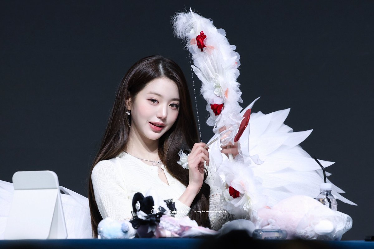Daisy_Lnn's tweet photo. 26.05.31 

#아이브 #IVE #장원영 #JANGWONYOUNG #원영 #WONYOUNG #ウォニョン https://t.co/vdD9HlVTbi