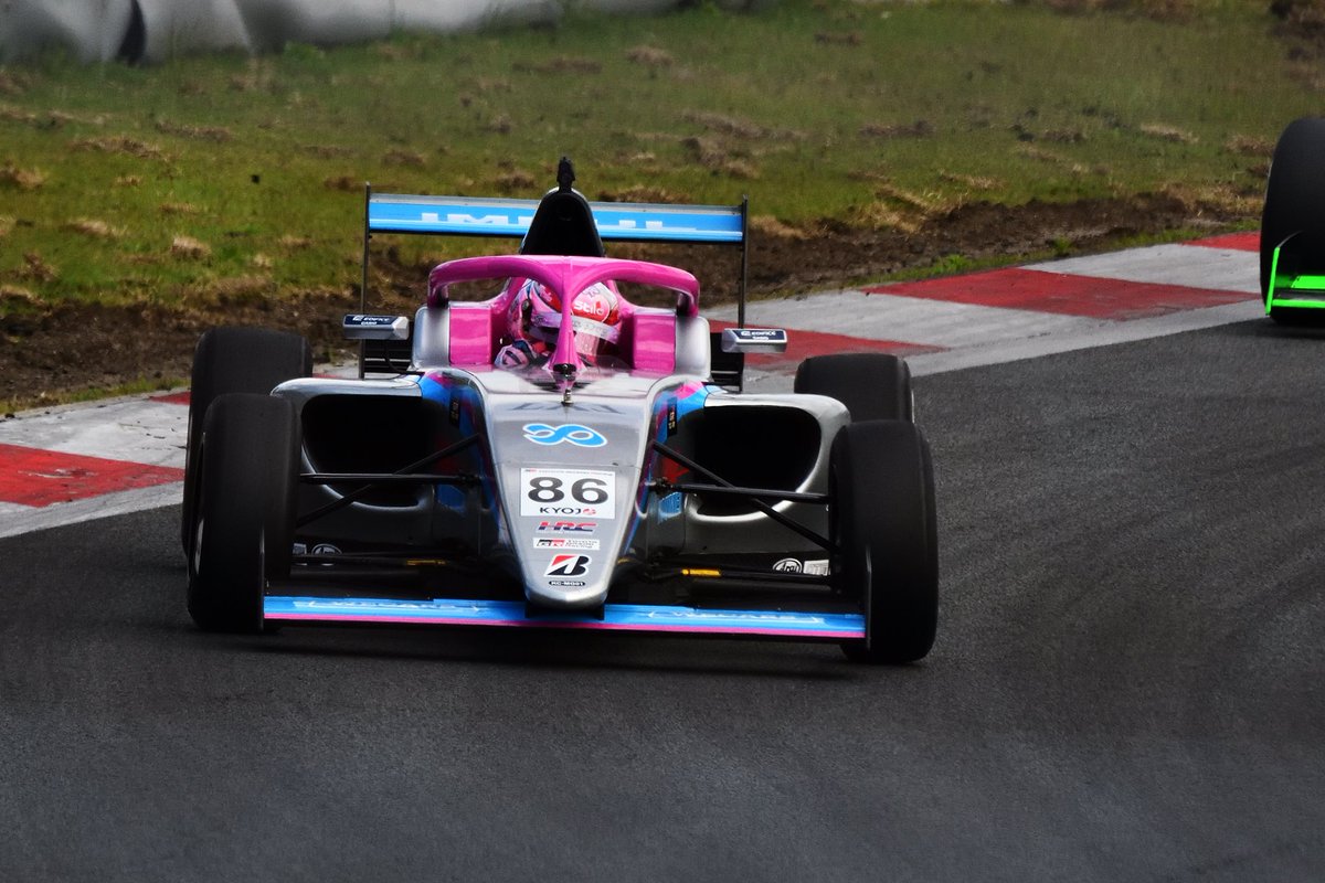 Suchiru093's tweet photo. KYOJO CUP 2026 Rd.1 Sprint

下野璃央選手！

#KYOJOCUP #KYOJO #競走女子 #formula #DrDry #下野璃央 #富士スピードウェイ https://t.co/v8DMx7GAtu