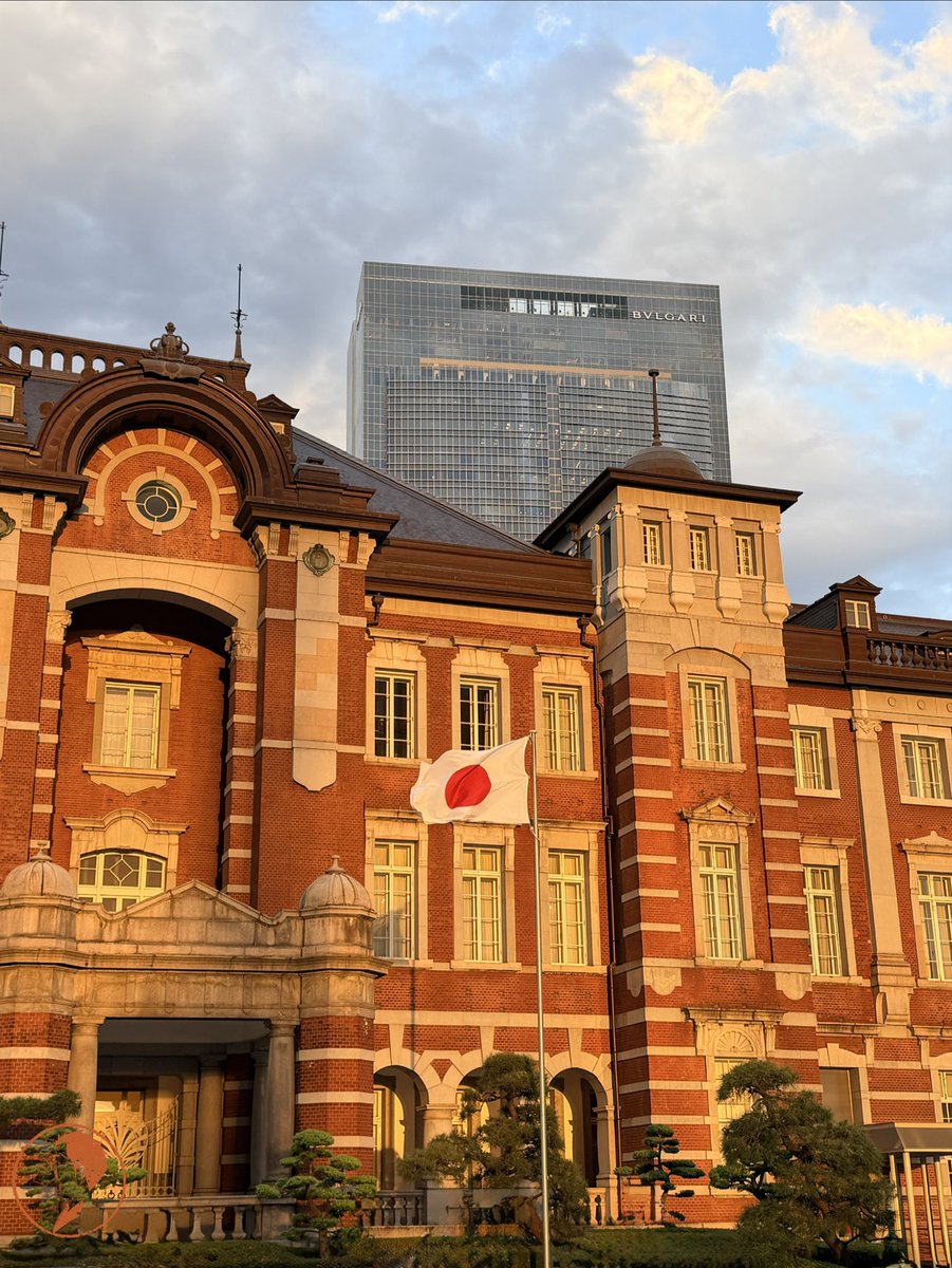 Amit_Tokyo's tweet photo. #tokyostation during the golden hour #travel2japan #TYO #HND https://t.co/V6lVBvD6NK