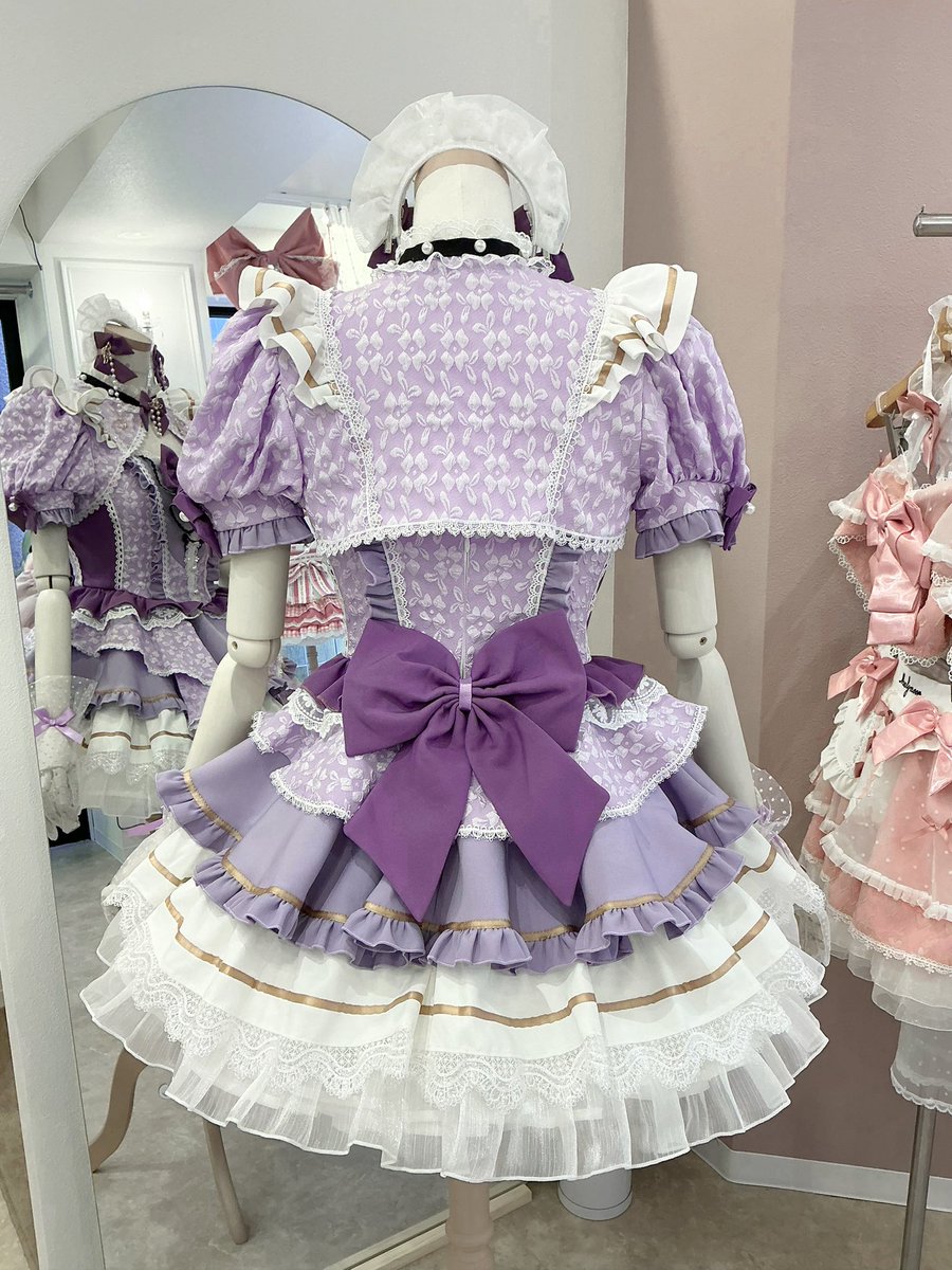 ✱.˚‧º‧୨୧ 店舗在庫状況 ୨୧‧º·˚.✱ 大きなリボンと煌めくチャーム