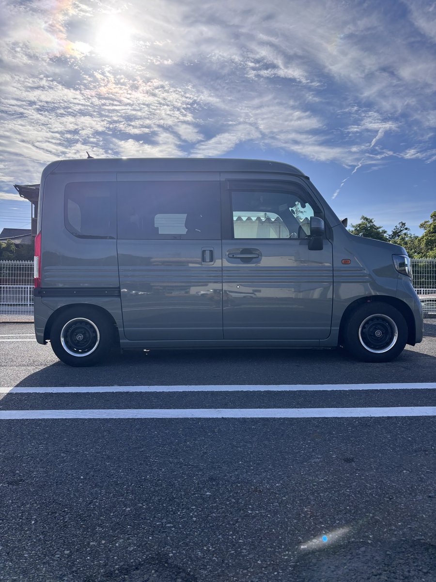 takapiro63's tweet photo. 車高調導入。チョロQみたいでかわちい😀 https://t.co/D5xbW6u5kv