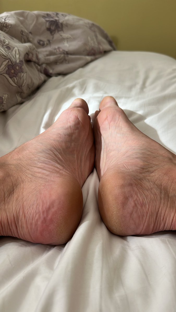 Jimmyd19771's tweet photo. @RTLoveFeet Slide it in https://t.co/f2qMiLP89u