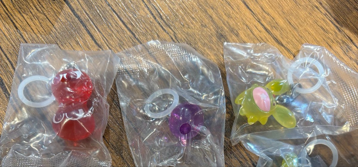__9O1_'s tweet photo. ぷくぷくあわわちゃん ハンターハンター めじるしアクセサリー 交換 ガチャガチャ めじるしマスコット ぷよぷよ

求）ハンターハンター キルア、ヒソカ

譲） あわわちゃん 画像一枚目
      ぷよぷよ

都内手渡し、郵送交換どちらでも可能です！お気軽にご連絡ください☺️ https://t.co/oBIGAb723i