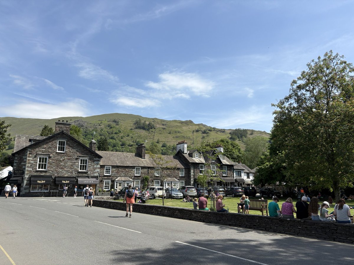 Kdp888's tweet photo. A lovely week up around the Lake District.
Appreciating the beauty in our own country.
#Buttermere #Grasmere #Ingleton #DevilsBridge https://t.co/ZRlFTwGnrz