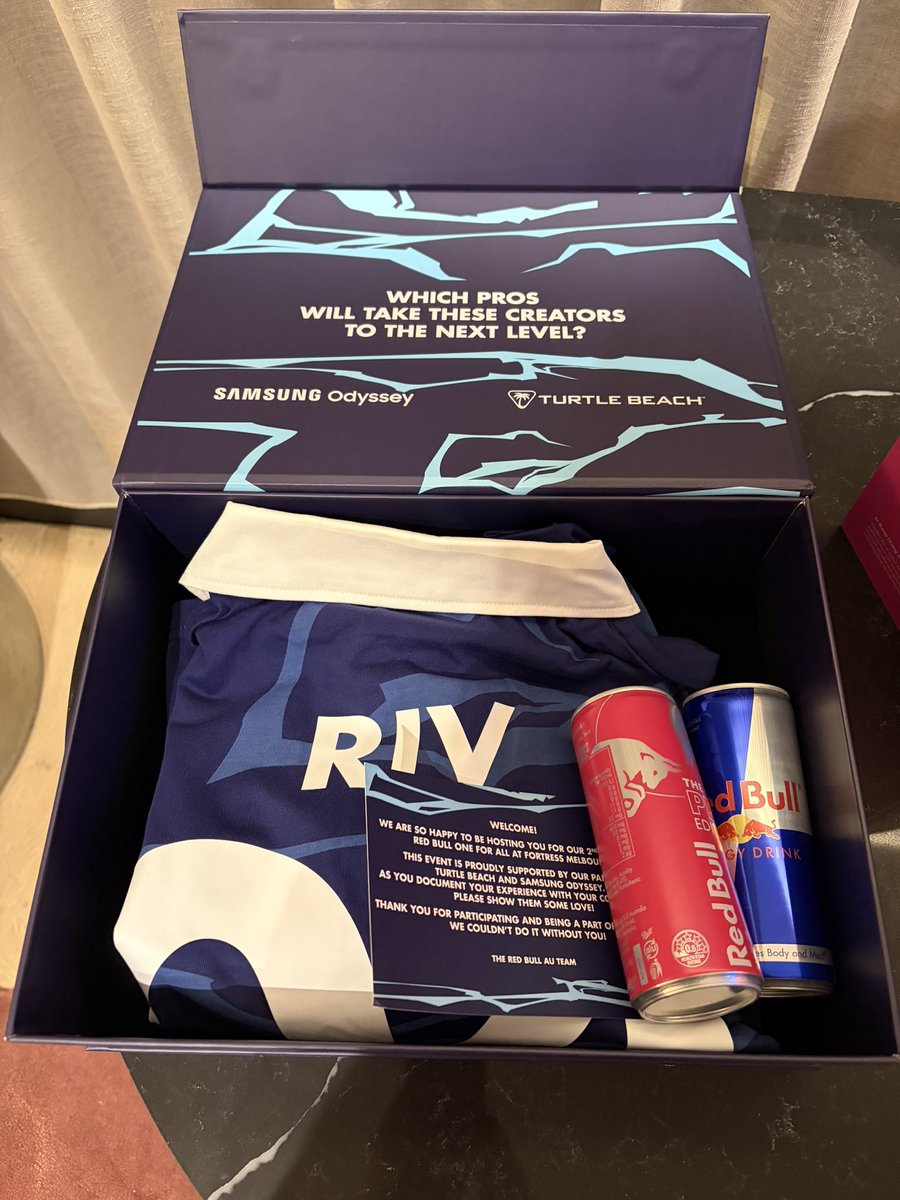 riv tweet media