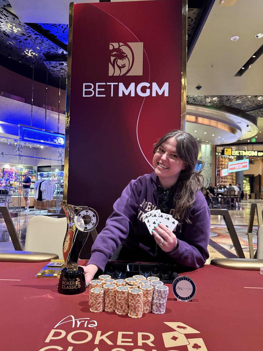 CaitlinComeskey's tweet photo. No Limit 2-7 Single Draw Champ!!!! @ARIAPoker 

(ICM chop 3 ways)

Selling action for the WSOP $10k NL 2-7, hmu… https://t.co/5kGW7ibv3z