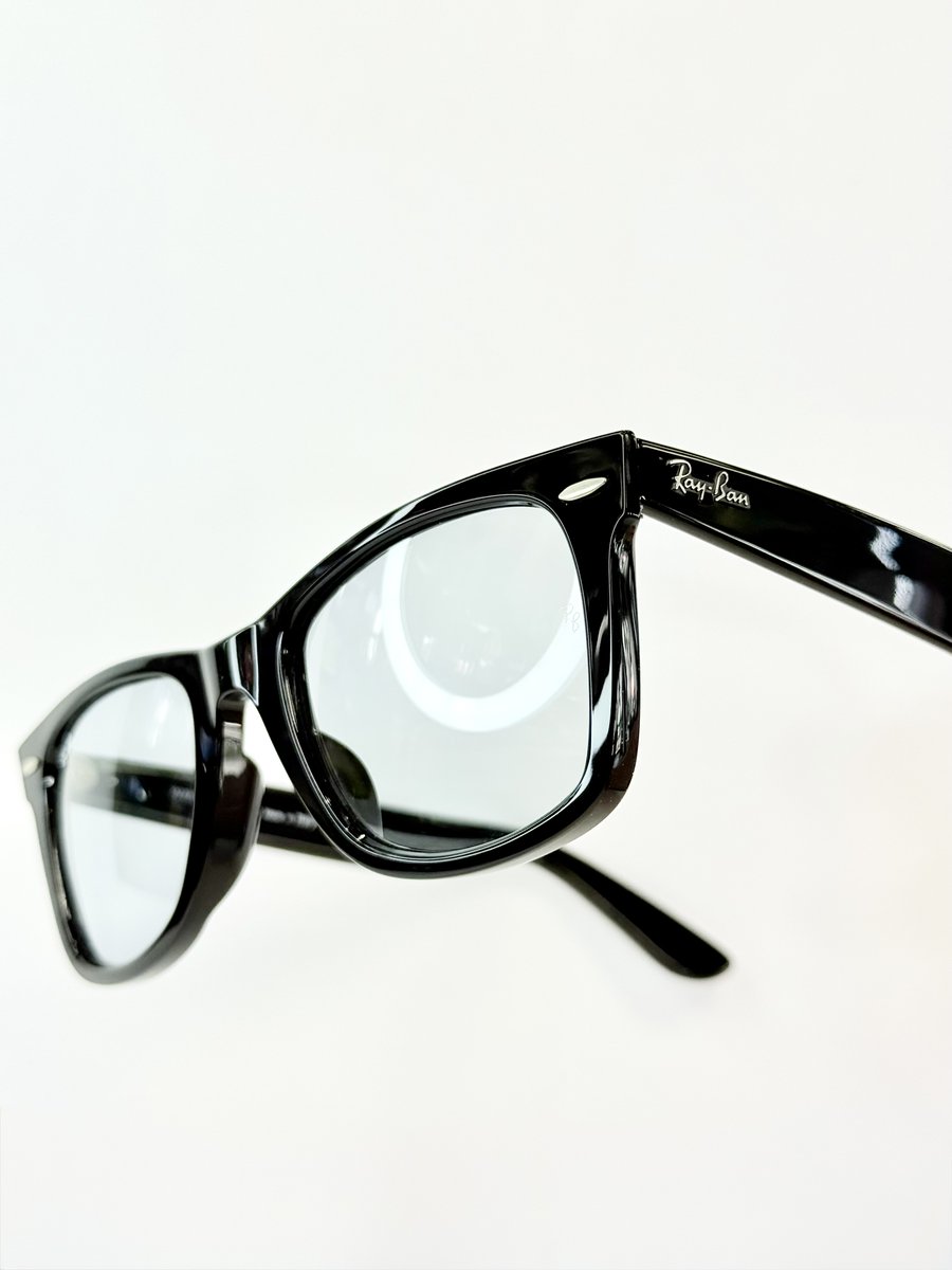nakamegane_com's tweet photo. Ray-Banサングラスの中でも最も人気の高いWayFarer Classic
https://t.co/VyPPpxn4DS
#都城中めがね店 #都城 #宮崎 #三股 #サングラス #RayBan #WayFarer #ライトカラーサングラス #RayBan純正度付レンズ対応 #LowBridgeFit #紫外線対策 https://t.co/Zdi1XoFBpT