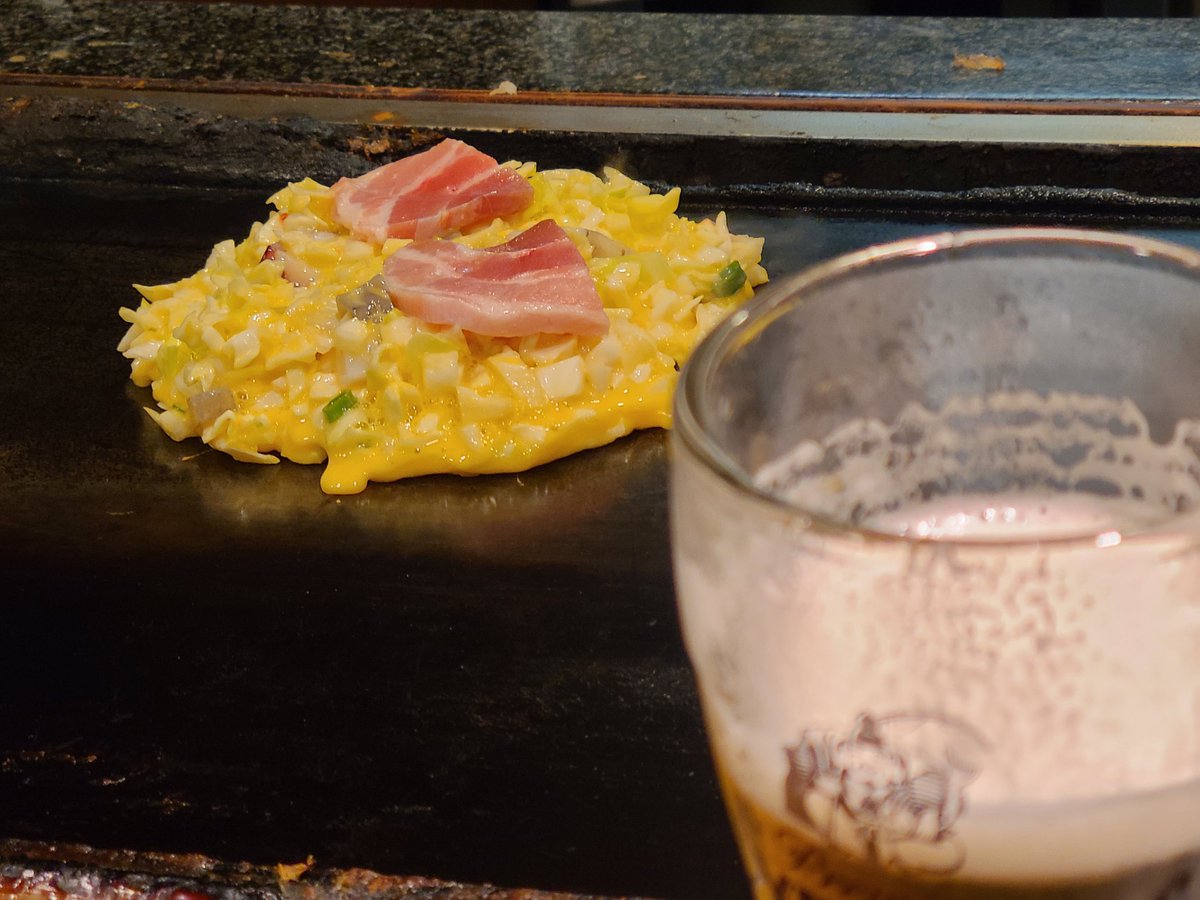 liningfuming's tweet photo. @butamari 「美津の」さんに、すんなり入店できたので、これからお好み焼き食べます(^-^) https://t.co/Ugz9kSmkat