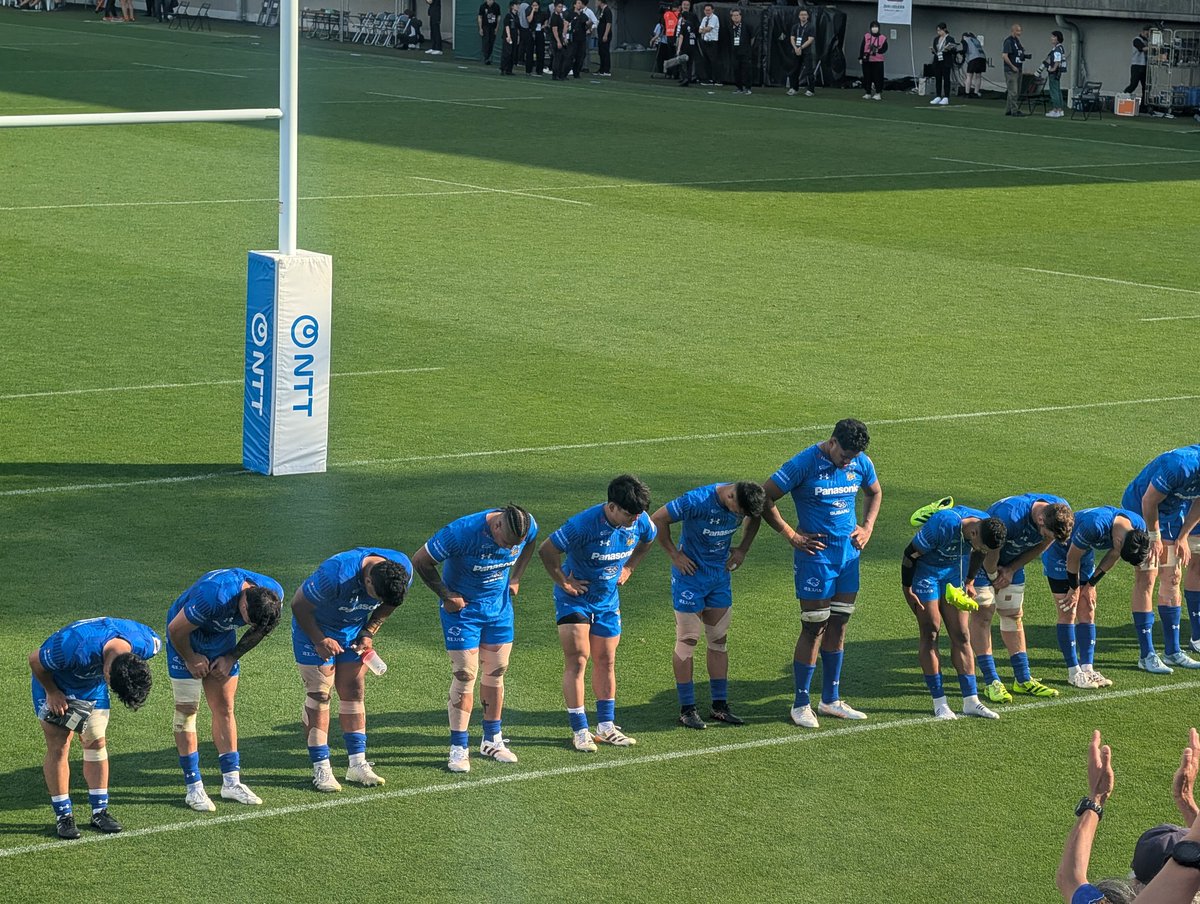 freedreamer2017's tweet photo. 試合終了。
まさか２年連続でスピアーズに「お前ら絶対優勝しろ！」「オレンジアーミーはオレ達の分も国立で目一杯応援してきてくれ！」て叫ぶハメになるとはね・・
あとチームスタッフは齊藤誉哉のメンタルケアを頼む・・
#リーグワン
#埼玉ワイルドナイツ
#spwk
#クボタスピアーズ
#秩父宮ラグビー場 https://t.co/QQlPi6B4fW