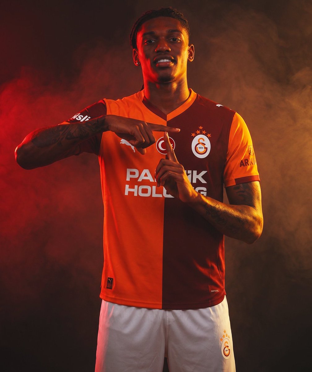 GalatAhmett's tweet photo. 🚨🟡🔴 Rafael Leão to Galatasaray, HERE WE GO! 🇵🇹

Galatasaray have reached full agreement for Rafael Leão

Deal sealed between all parties, player has accepted the project and final documents are being completed

Medical tests to follow, then official announcement.

#Galatasaray https://t.co/M2AdHphX5q