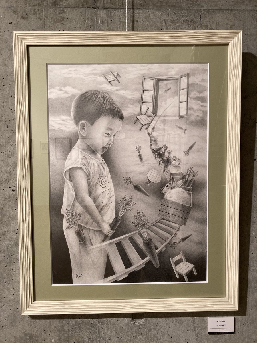 tawachiko's tweet photo. 今年の鉛筆派展はウサギが多めなのでウサー（ウサギerの意）の方にもおすすめです https://t.co/k6CszGFzVc