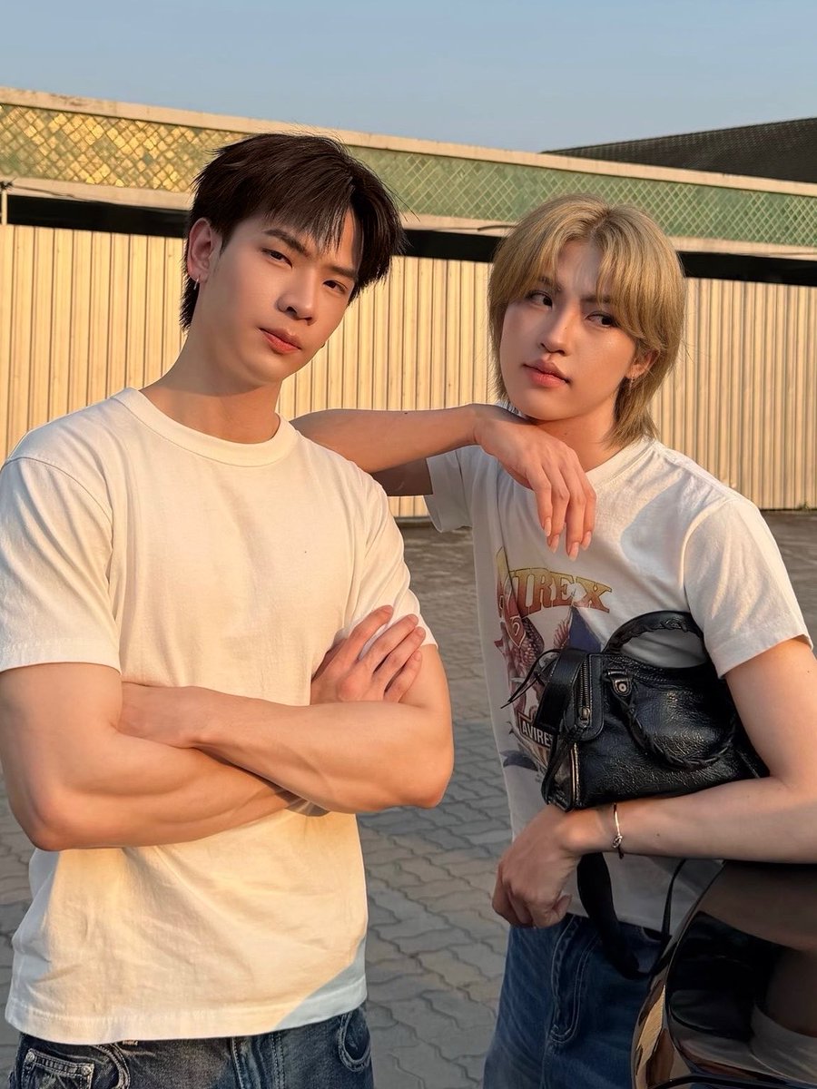 chochom_'s tweet photo. ขอใช้ชีวิตแบบไม่มีความหวังต่อไป😭😭😭😭😭 https://t.co/zATjZk7D17