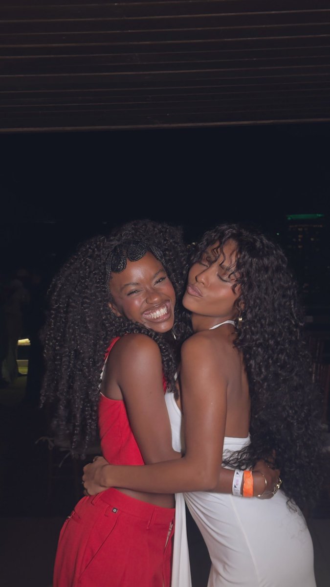Nikolly Fernandes👸🏿💫💕 tweet media