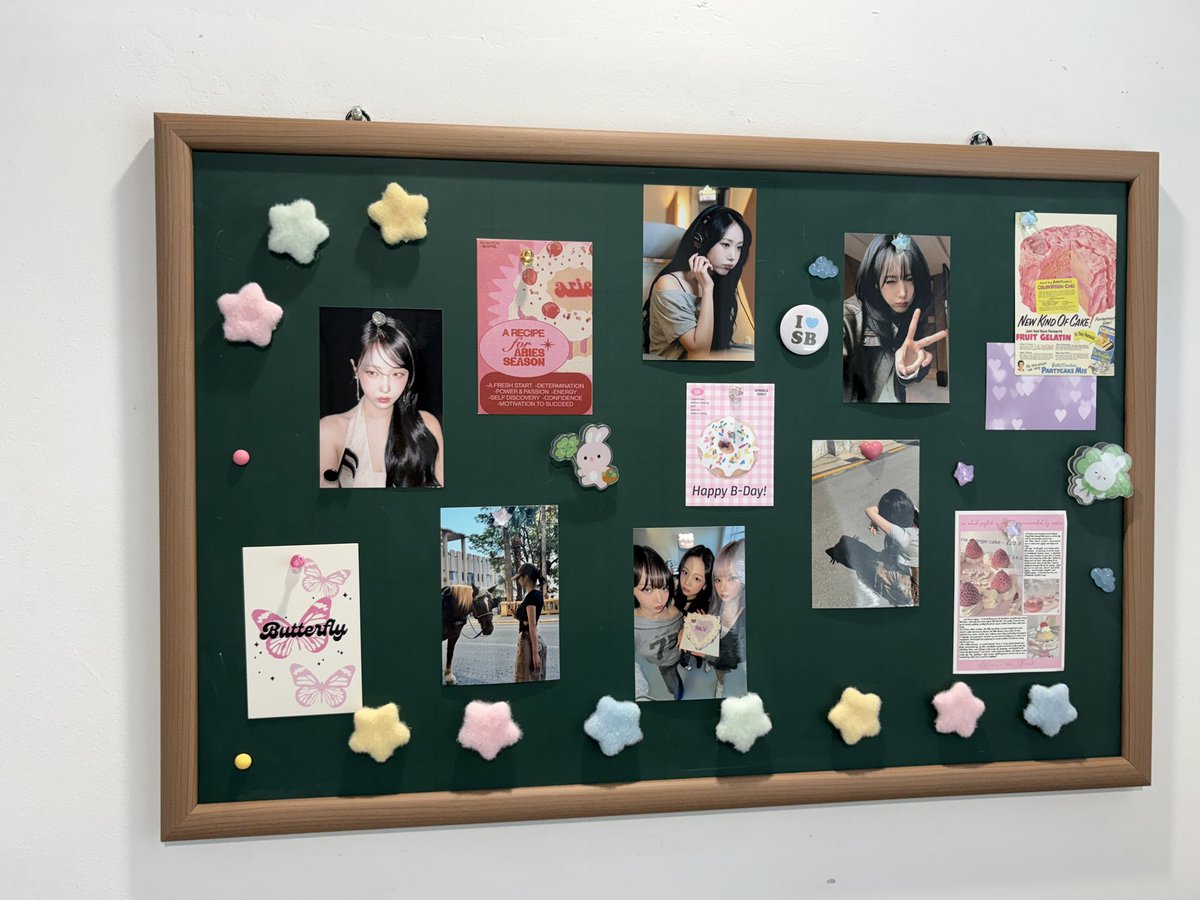 Sin_B_Tree's tweet photo. 신비의 생일을 누구보다 축하합니다
아랑해🥹🥹 
띤프들 평생신비하자.
#SINB_HUG_CLUB
#우리은비안아주러옴 https://t.co/WJhUUE35Sd