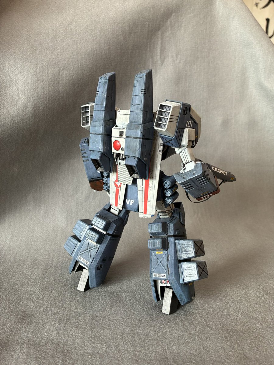 ichamon110's tweet photo. ●作品名
ボックスアート風アーマードバルキリー

●作品アピールポイント
ハセガワのアーマードバルキリーをボックスアート風にラッカー筆塗り塗装で仕上げました。

#マクロスモデラーズ応募 https://t.co/Ola3XDwX4h