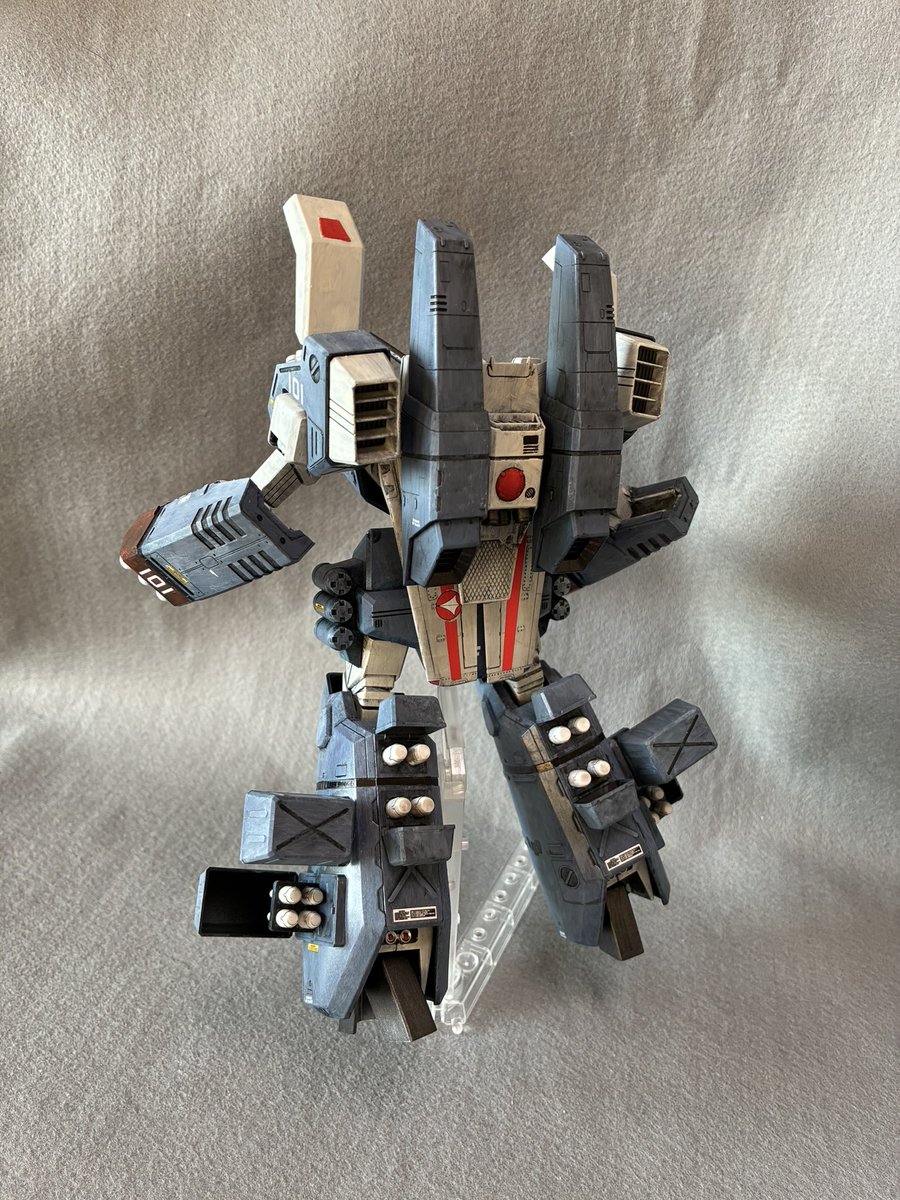 ichamon110's tweet photo. ●作品名
ボックスアート風アーマードバルキリー

●作品アピールポイント
ハセガワのアーマードバルキリーをボックスアート風にラッカー筆塗り塗装で仕上げました。

#マクロスモデラーズ応募 https://t.co/Ola3XDwX4h