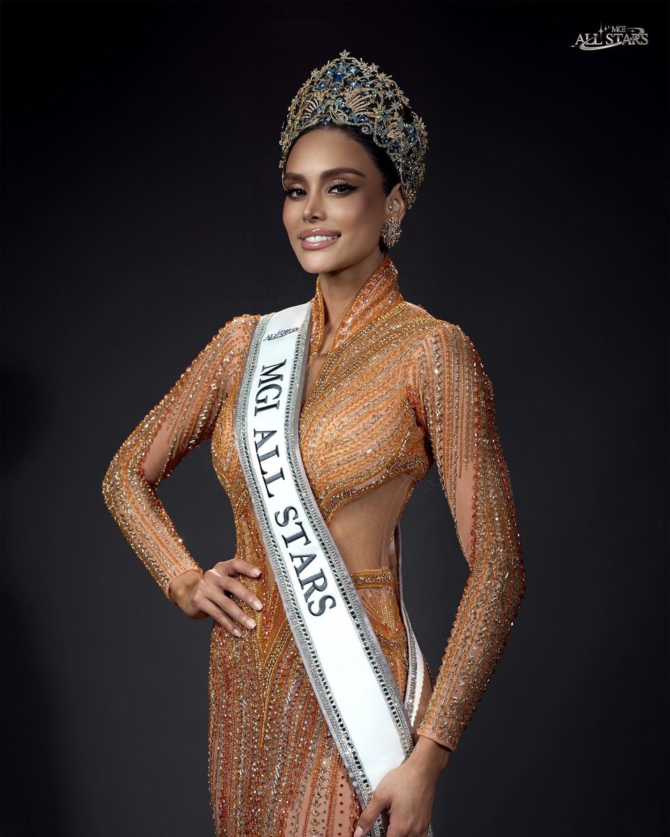 pageant_i's tweet photo. 𝑳𝑶𝑶𝑲• 
Official Portrait of 𝐌𝐆𝐈 𝐀𝐥𝐥 𝐒𝐭𝐚𝐫𝐬  (1st Edition)
Vanessa Pulgarin – Colombia
1st Runner-up • Faith Maria Porter - Ghana 
2nd Runner-up • Huong Giang Nguyen – Vietnam
#MGIAllStar https://t.co/Z6sSTVwICT