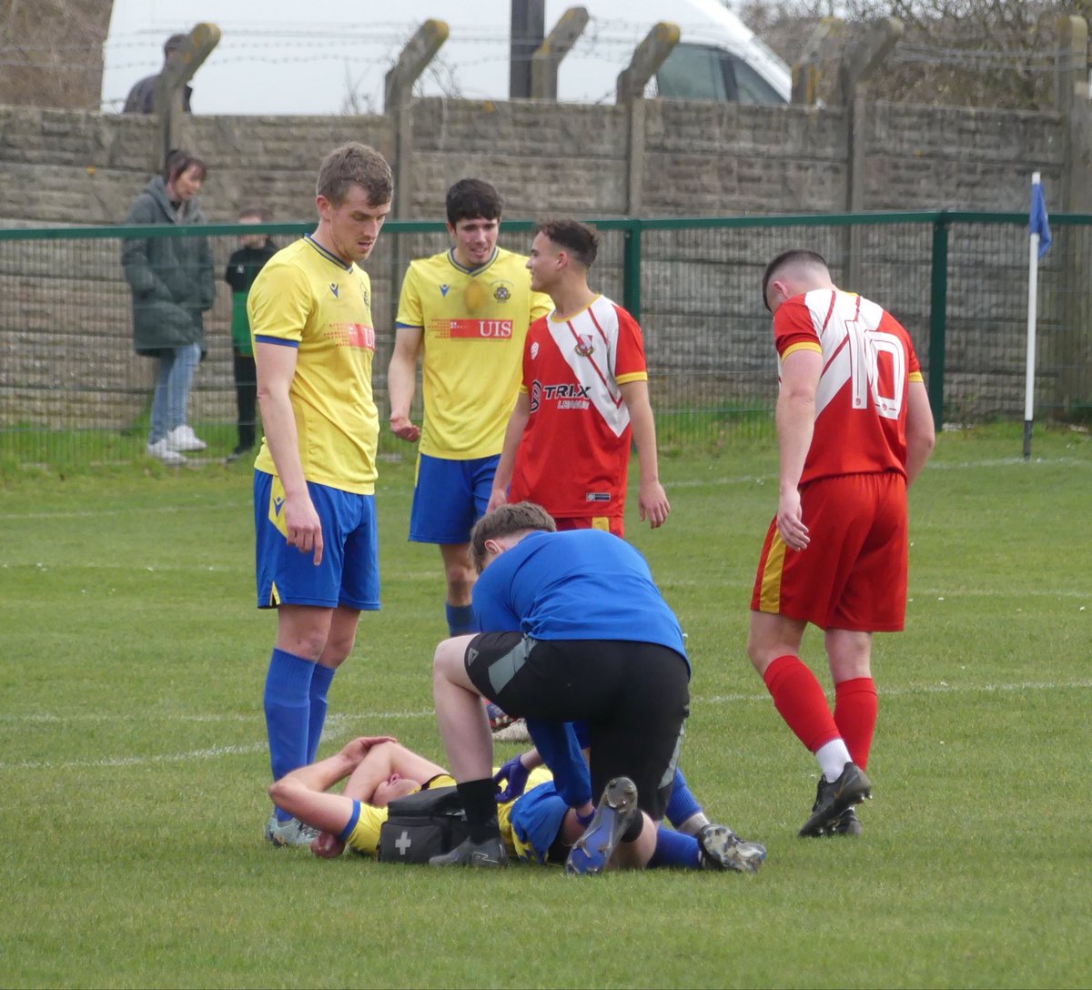 AshtonAthletic's tweet photo. The club would like to say a big thank you to our physio Mike for his commitment over the past 4 seasons 👏

A big part of the club, and we’re grateful for everything he’s done 

Wishing him all the best for what’s next 💛💙 https://t.co/r9GXijw8K0