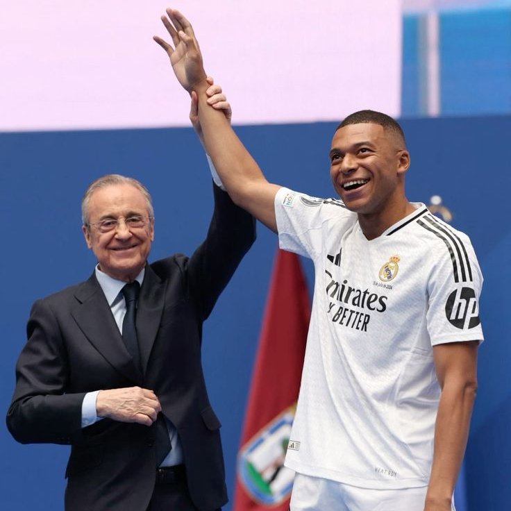 theMadridZone's tweet photo. 🚨 Florentino Perez: "Do I think Mbappé should've handled the end of his season better? Mbappé has been playing in a position different from the one he's been playing at PSG. That's thrown him off a bit. We're going to correct all the things we think we haven't done well. We have very good players, and more will come. That's it. We shouldn't blame the coaches or the players."