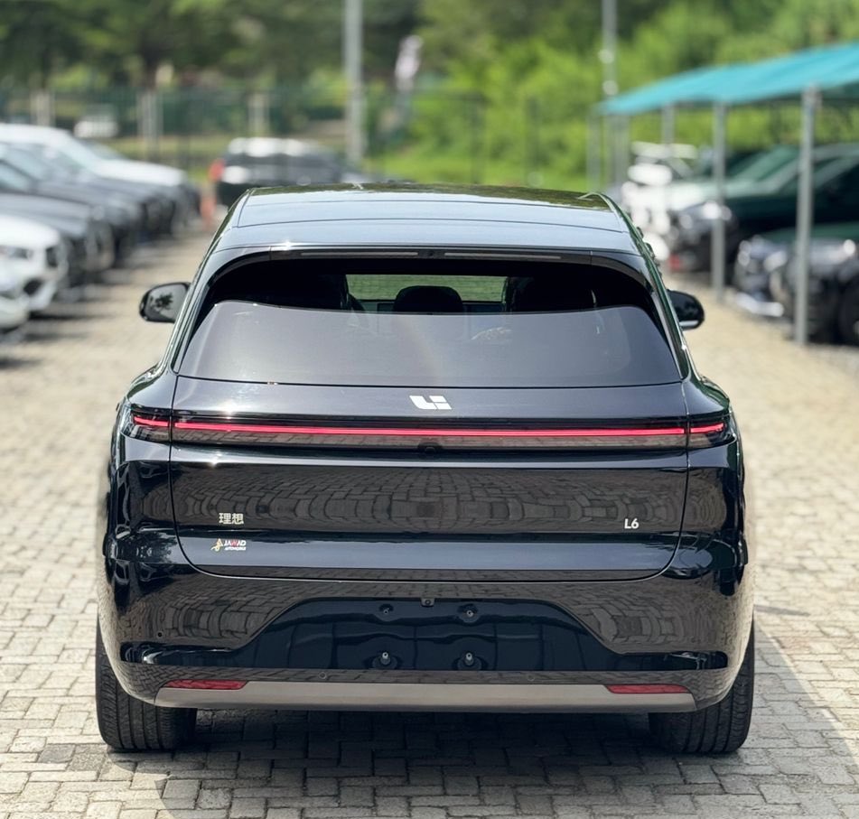 ASTRO__AUTOS's tweet photo. BRAND NEW 2026 LI AUTO L6 AVAILABLE IN PERFECT CONDITION https://t.co/rztK7Pknzy