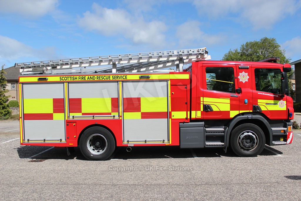 UKfirestations's tweet photo. SCOTTISH FRS - ELGIN- RP
@fire_scot #ELGINFIRE https://t.co/ZzcjdDlEMQ