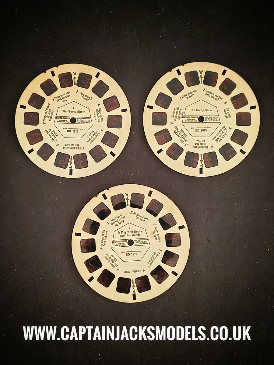CaptainJModels's tweet photo. View Master Vintage Sooty Show Three Reel Set
Classic View Master reel set in superb carded condition.
https://t.co/mJk3sOQux0

#viewmaster #retrotoys #vintagetoys #1980s #80snostalgia #70stoys #1970s #captainjacksmodels https://t.co/UgDFdTTWAT