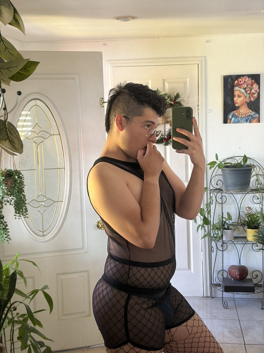 PupCj's tweet photo. Felt cute 🤭 https://t.co/Os98tqB5Hy