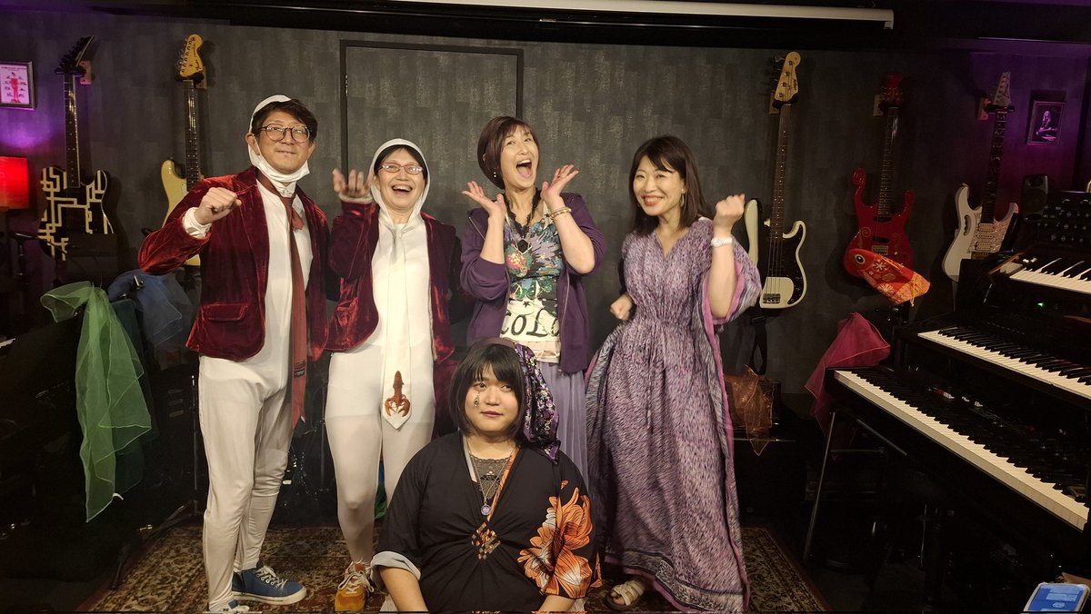 kisaragibiyori's tweet photo. 第1部が終わりましたー！
楽しかったー！
 #カフェあめだまparty https://t.co/yq8oMmFZsW