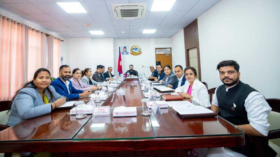 FiscalNepal's tweet photo. Nepal discussing border disputes with UK alongside India and China, Says PM Balen Shah - Fiscal Nepal https://t.co/EOgzPdWxe3 
@ShahBalen @PM_nepal_ @FCDOGovUK  @shisir @MofaNepal  @fcdogovzuk @MEAIndia @MFA_China https://t.co/91gchLbn8n
