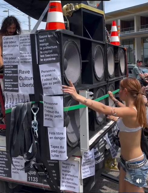 Historyatnight's tweet photo. Protests are stepping up in France against new RIPOST law criminalising free parties (images from Monpellier Manifestive demo yesterday)- more here https://t.co/udZKtvLHHA https://t.co/fgXwBUME2n