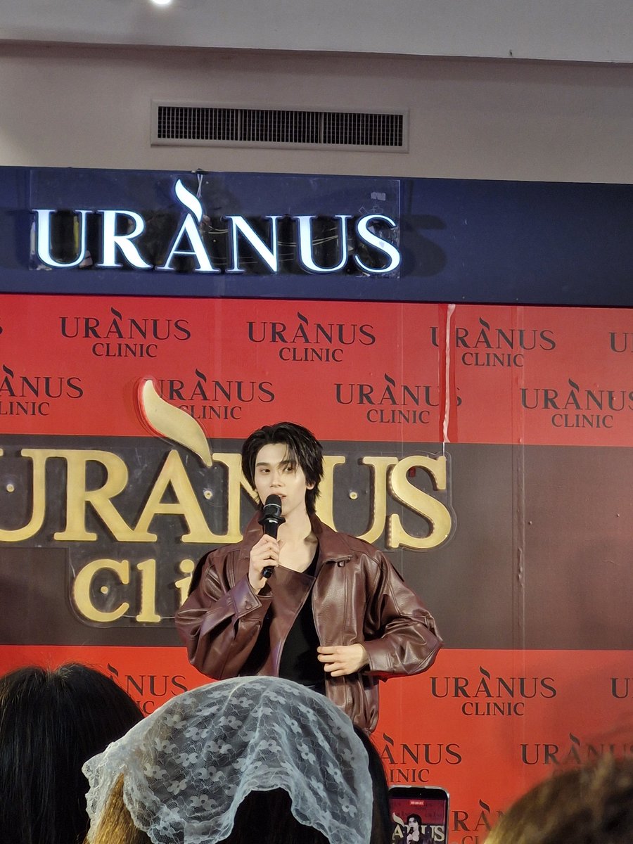 Meesom14044's tweet photo. ทักฮับพี่ดังงง 

#UranusClinicxDunk https://t.co/HVSfQrlfcE
