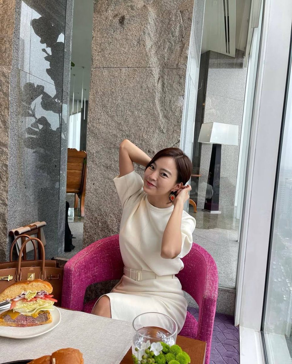 LizzySFSC tweet picture