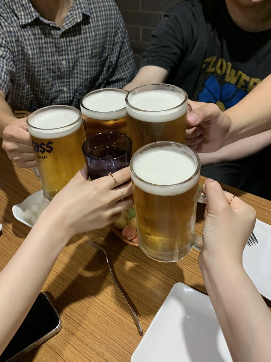 primrosyeon's tweet photo. 외국인친구 오면 조은점
핑계로 친구들 다 불러낼수잇음 🫪🥹🥹 https://t.co/6JqF0vdGIG