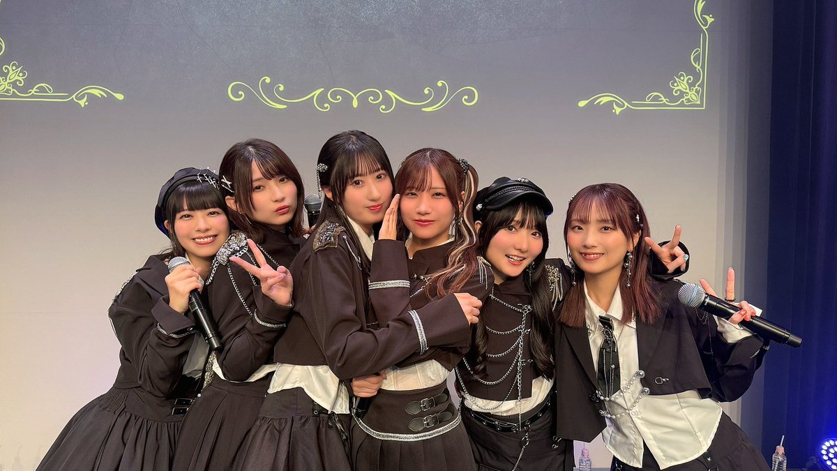 heihei_kikaku's tweet photo. ·.⟡┈┈
　 #𝑪𝒐𝒅𝒆𝑶𝑴𝑬𝑹𝑻𝑨 昼公演
　ありがとうございました！
　　　　　　　　　　┈┈✰.·

配信アーカイブ6/30まで見放題！
🔻購入はこちら🔻
https://t.co/eZ1l5qeyYA

ぜひ何度でもお楽しみください💫ˊ˗

#菅沼千紗 #芝崎典子 #涼本あきほ 
#黒木ほの香 #丸岡和佳奈 #土屋李央 https://t.co/D3WwKOLdWa
