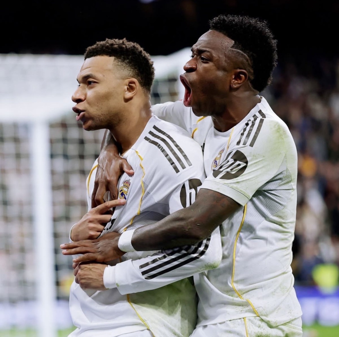 MadridXtra's tweet photo. 🚨🗣️ Florentino Pérez: “When I hear that Vinicius and Mbappé are incompatible, I think it's nonsense. They are the two best players in the world.” https://t.co/sWIN3sQPzF