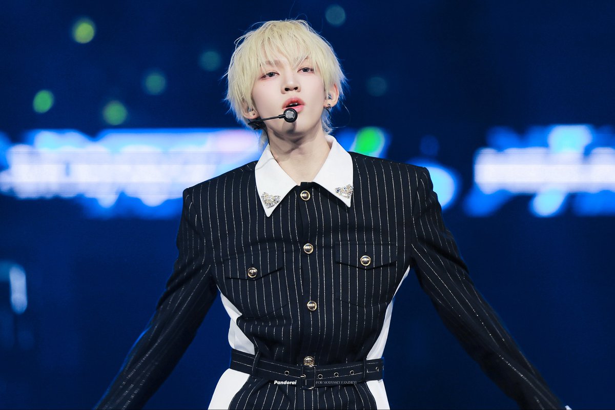 Pandorai_0122's tweet photo. 260530 메가콘서트

#모디세이 #MODYSSEY
#판저이 #FANZHEYI #范哲逸 https://t.co/sw6JOT3b1f