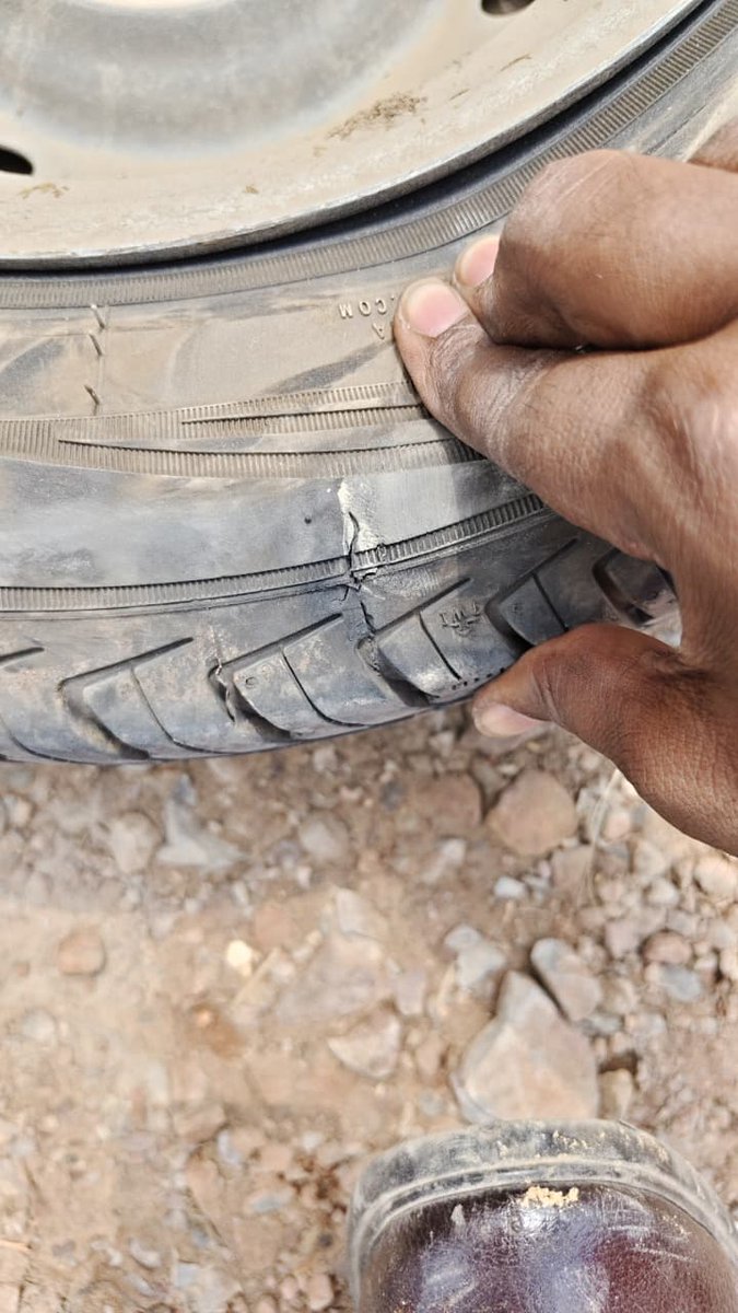 RDVERMA76's tweet photo. I BUY ALTO K10 on DATE 10-12-2025 FROM GOYAL MOTOR NALAGARH, TWO TYRE HAS BEEN BURST (ONE - GANGA EXPRESSWAY AND SECOND- STATE HIGHWAY) TYRE - COMPANY - JK  NEED TO INVESTIGATION AND @JKTyreCorporate @JKTyreRacing @Maruti_Corp @K10Maruti @MSArenaOfficial @maruti_swift @JK_Tyre https://t.co/SIhr1Fv4Vk