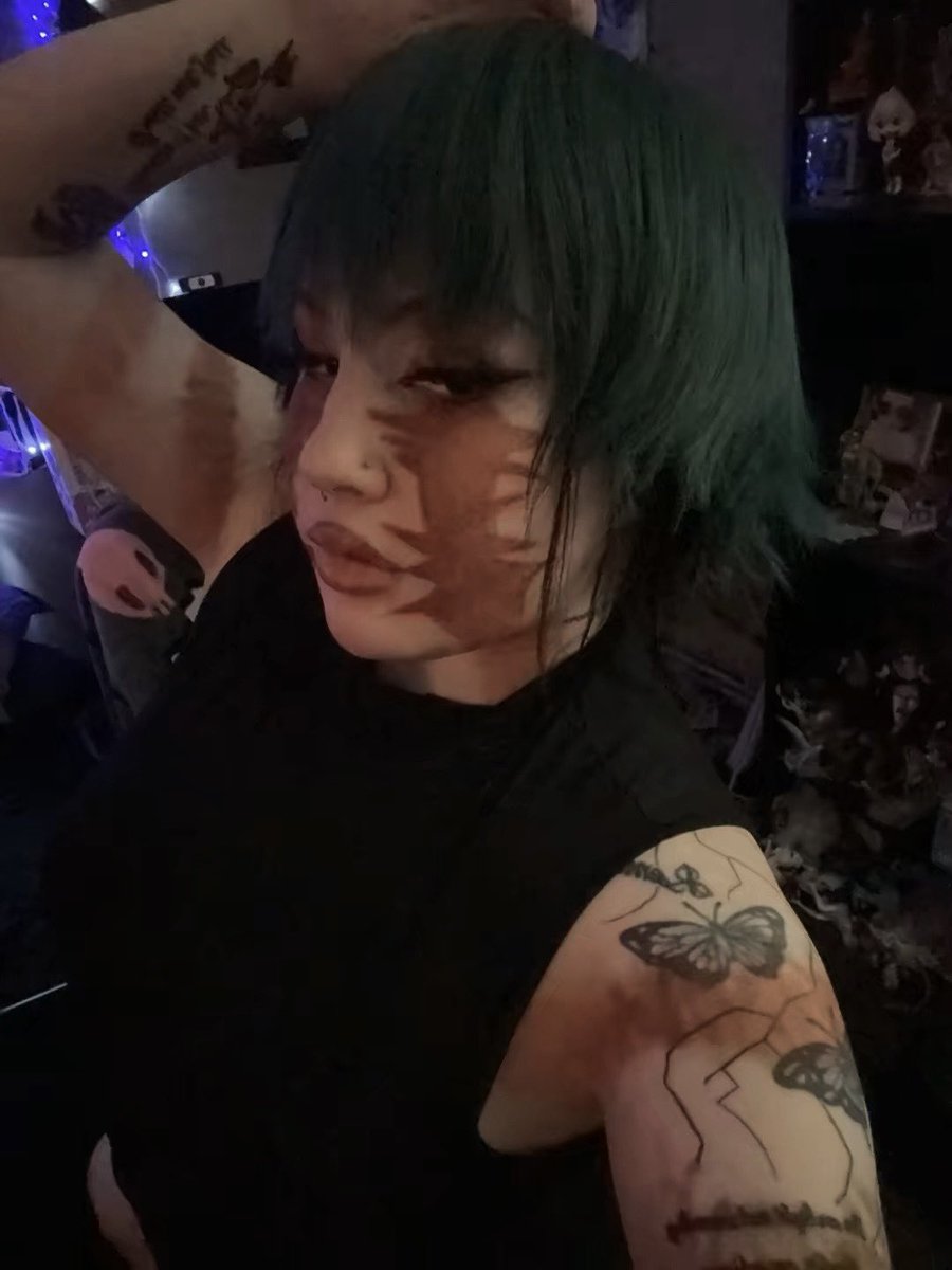 aaleighh's tweet photo. long overdue cosplay :3 #maki #jjk #alttwt #egirl #onlyfans #egirltwt #gothgirls https://t.co/miCykxKQYe