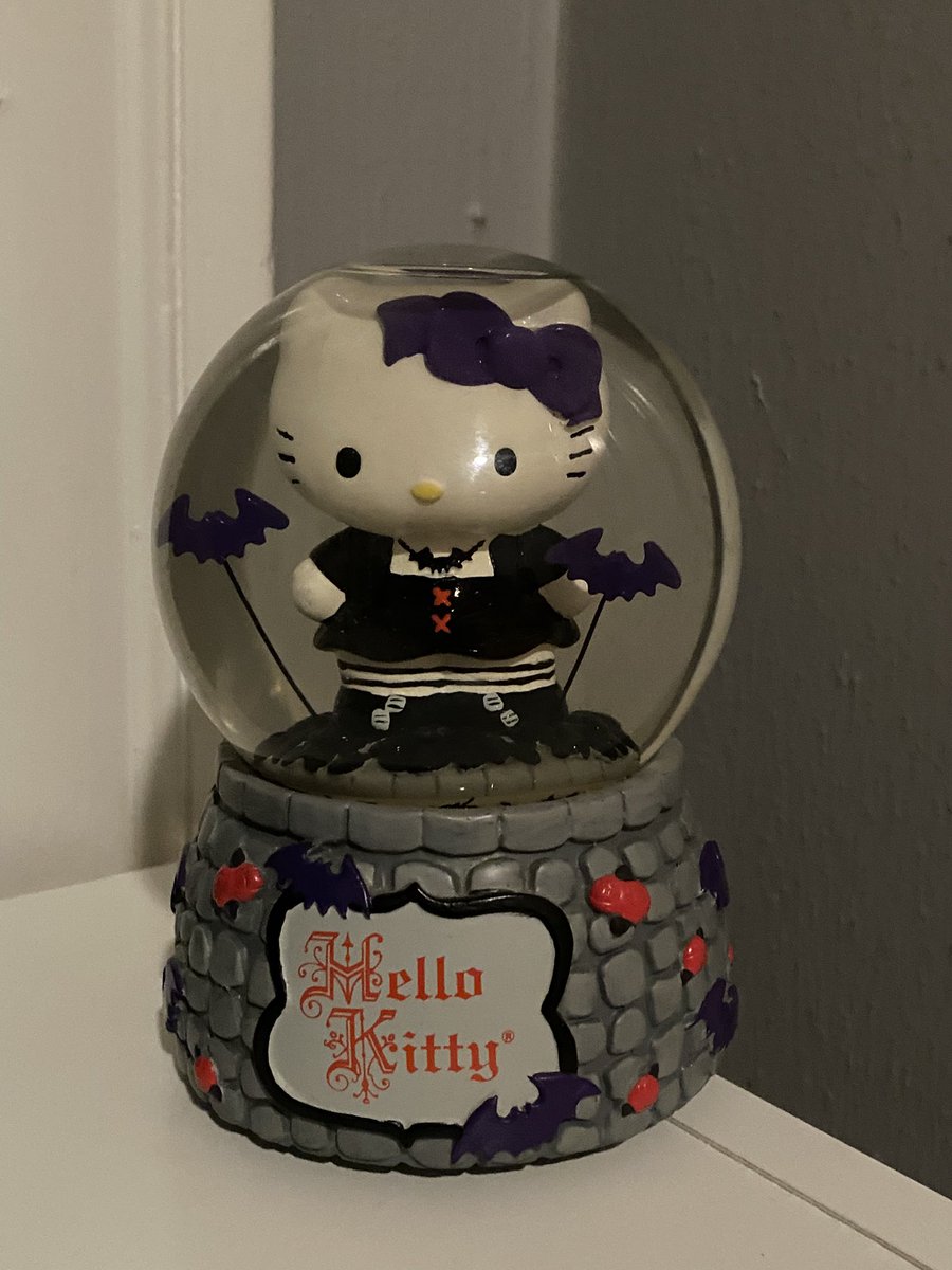 doll🦇🖤 tweet media
