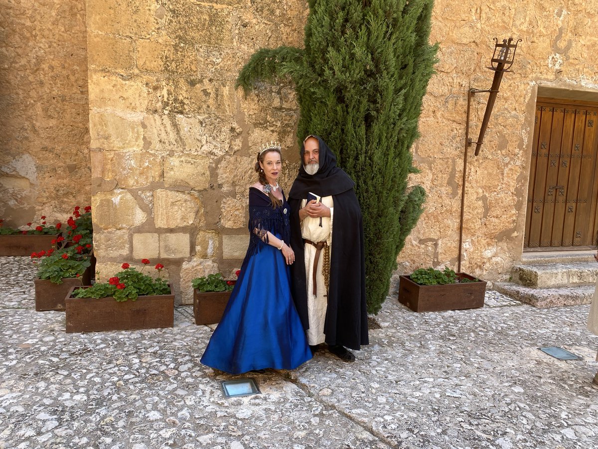 cuadernodavid's tweet photo. Marca en el calendario 🗓️ las fechas del 13 y 14 de junio. El #CastillodeBelmonte organiza una recreación histórica dedicada a Eugenia de Montijo. Hemos podido verla en un pase especial y es estupenda. Un rato de lo mas ameno en un monumento que es una joya. https://t.co/4jiseTpj7w