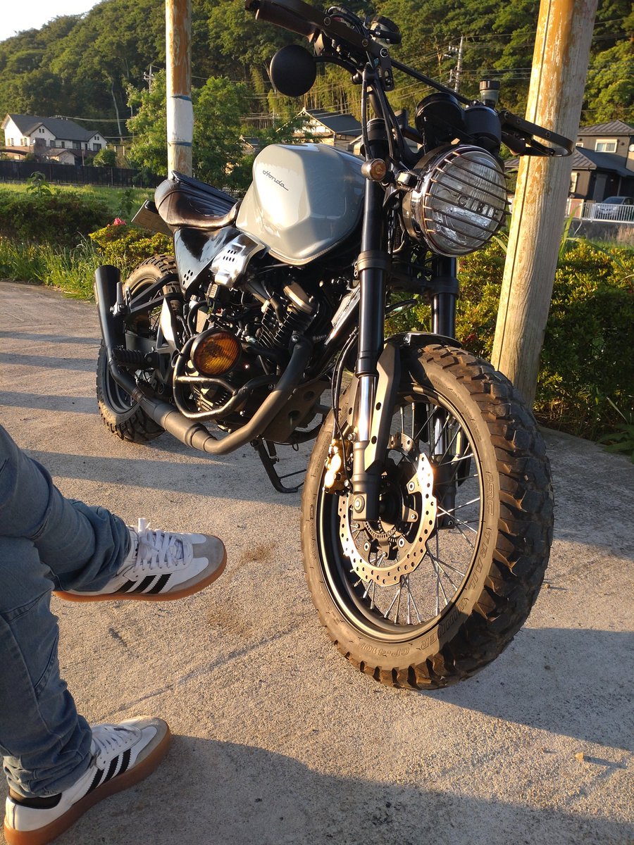 B☆883 tweet media