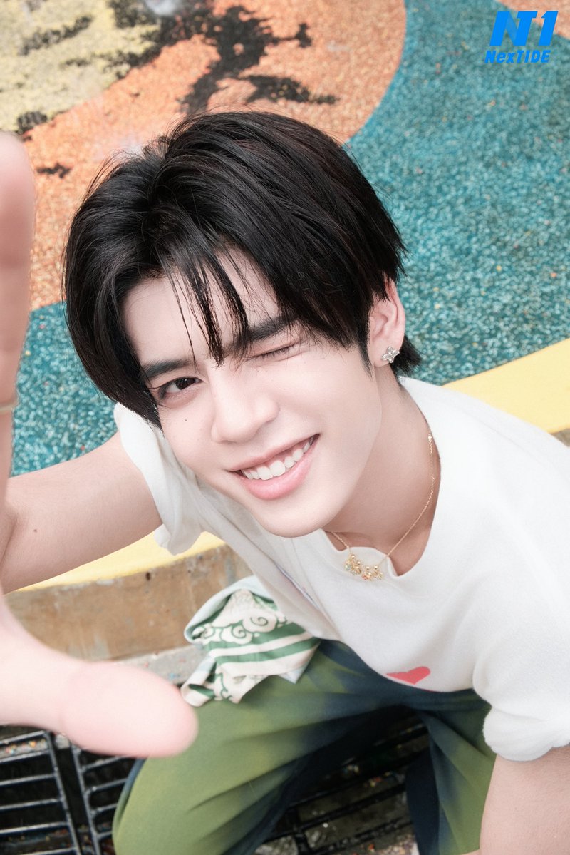 NexT1DEofficial's tweet photo. ChaPanda Southeast Asia Fresh Fruit Joy Friends #DORN #HUYETAO are sending you all the summer joy! ☀
#NexT1DE #bestfriend #MouthfulOfWatermelon #OneDayManager #CHAPANDAMY #chapandasg #chapandahk #CHAPANDATH https://t.co/zXATBPAipK