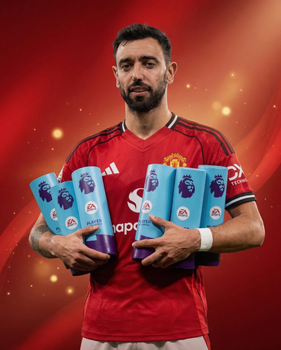 ManUtdInPidgin's tweet photo. Like For Rice.             Retweet for Fernandes

Who go win PFA award? 👆🏾 https://t.co/F7OVeK0Io4