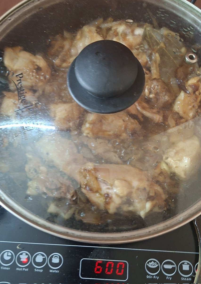 Shashank_Chy's tweet photo. Sunday special something is in making..
Can you guess?
#Sunday #CookingLove https://t.co/DnBPGKU2gQ