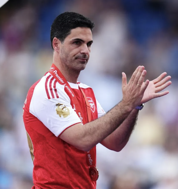 Betclic's tweet photo. Jouer une finale de LDC, marquer le 1er but, 20% de possession, perdre.

Le Arteta Ball 👏 https://t.co/6HZFPLqqtv