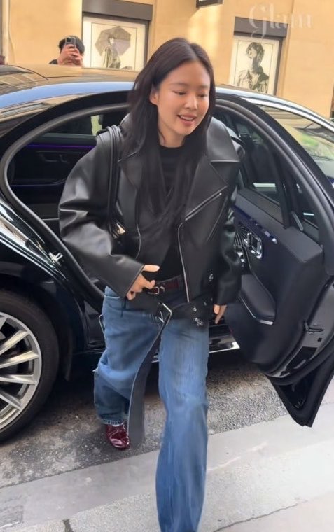 goguma551516's tweet photo. 피비파일로는 제니 애착슈즈 ..
깔별로 있으심 https://t.co/GNPP1p2K80