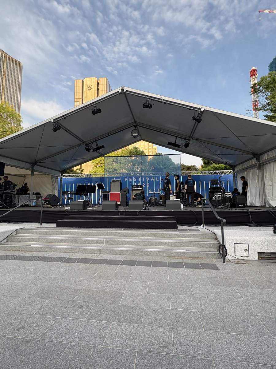 ktH8p8Gk3h6Qk5I's tweet photo. 最&amp;高
やっぱりライブ行きた〜い
会場近くでお友達と別れ、今1人電車の銭湯員👕♨️
#日比谷音楽祭
#SOILPIMPSESSIONS
#candk https://t.co/fBJtuznP7X